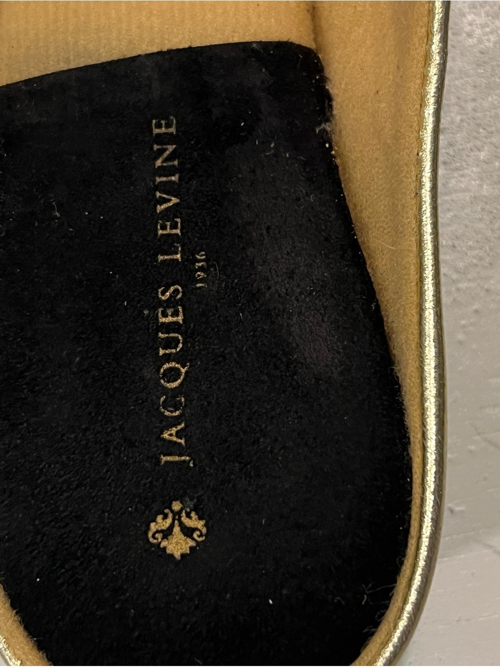 Jacques Levine Black Flats with Gold Trim - Picture 6 of 7